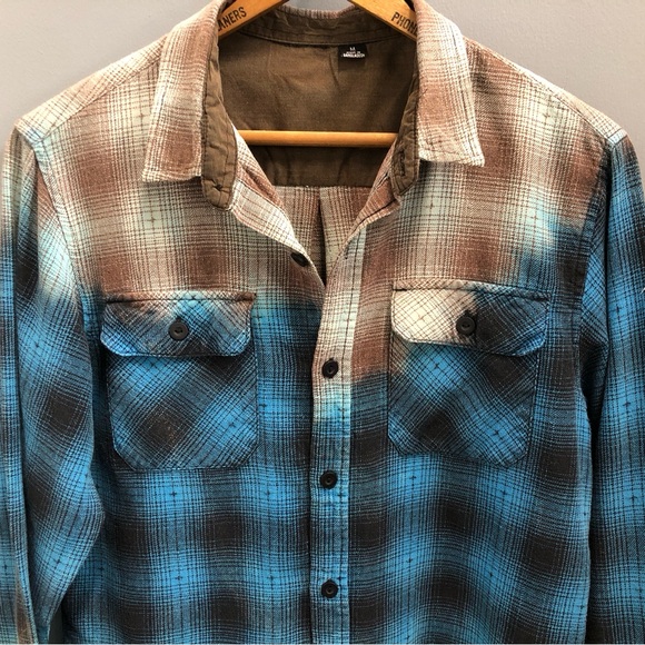 Custom Bleached Flannel Shirt, Sz Mens M (slim fit). - Picture 4 of 9